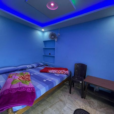 Hotel Radha Krishna Пурі Екстер'єр фото