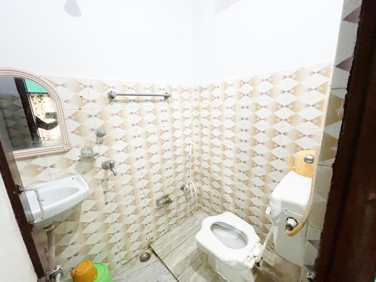 Hotel Radha Krishna Пурі Екстер'єр фото