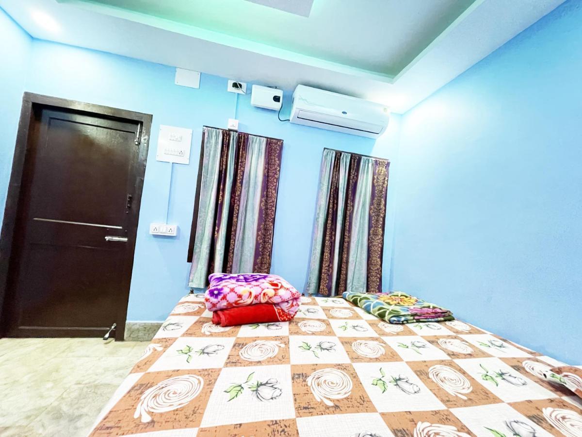 Hotel Radha Krishna Пурі Екстер'єр фото
