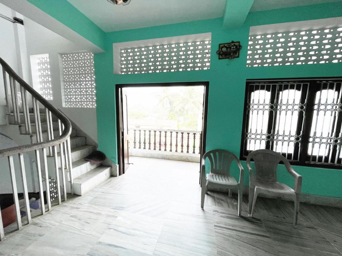 Hotel Radha Krishna Пурі Екстер'єр фото
