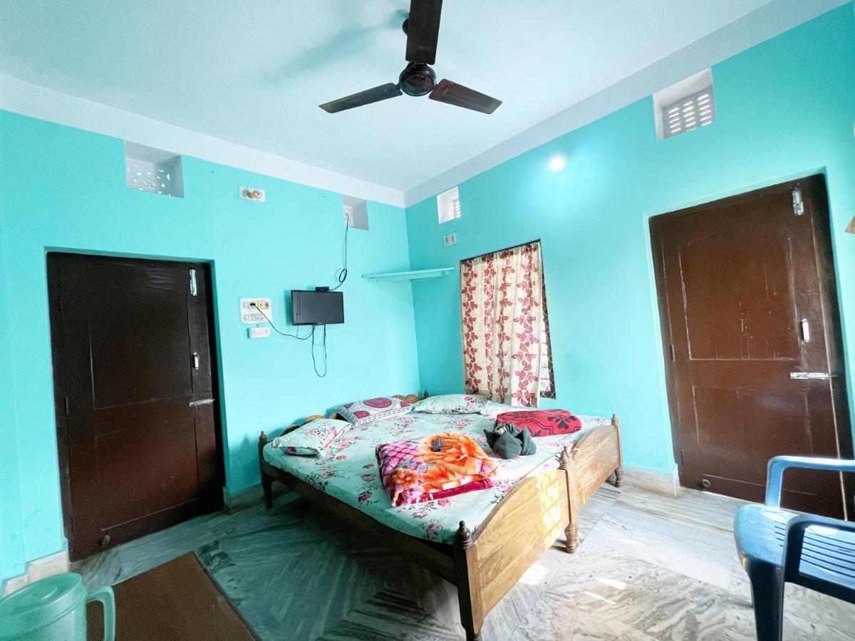 Hotel Radha Krishna Пурі Екстер'єр фото