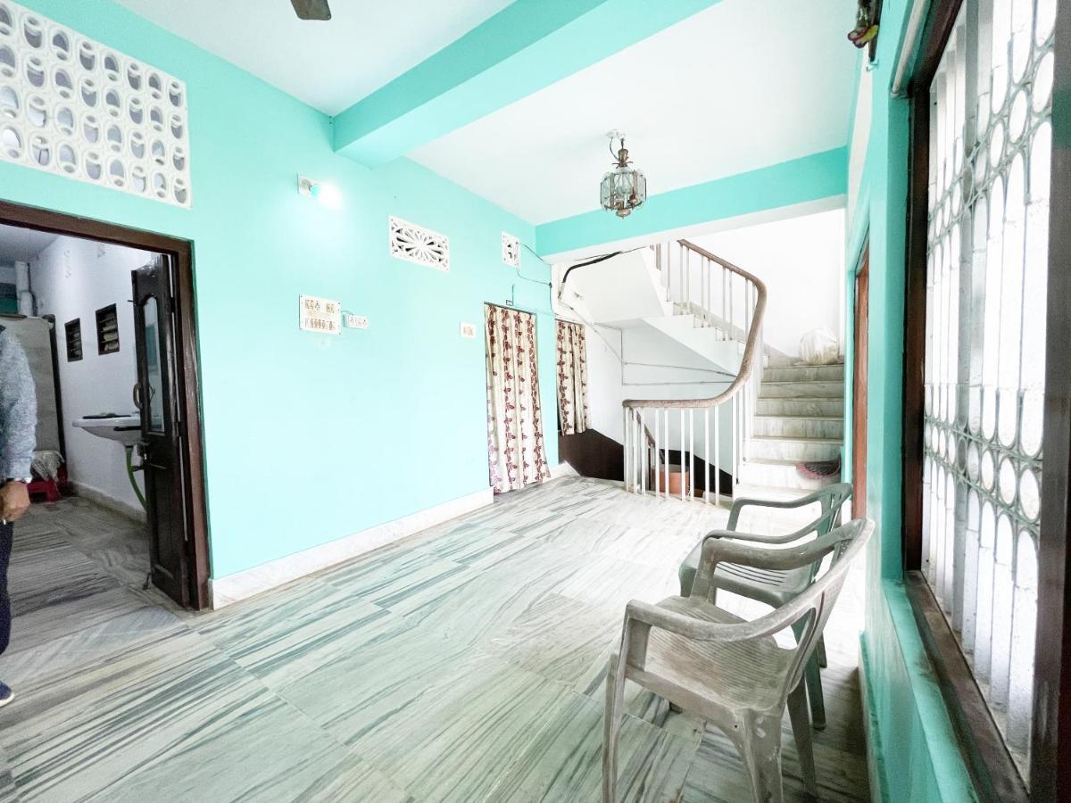 Hotel Radha Krishna Пурі Екстер'єр фото