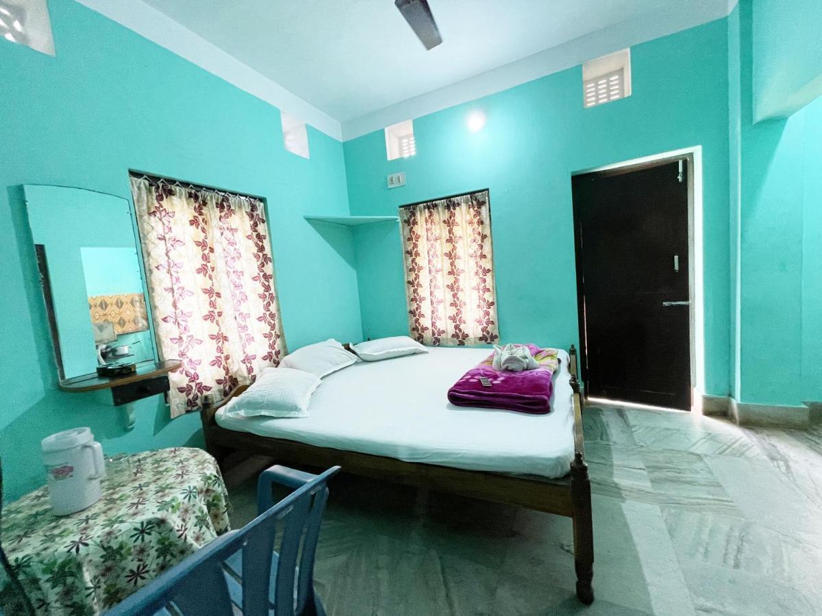 Hotel Radha Krishna Пурі Екстер'єр фото