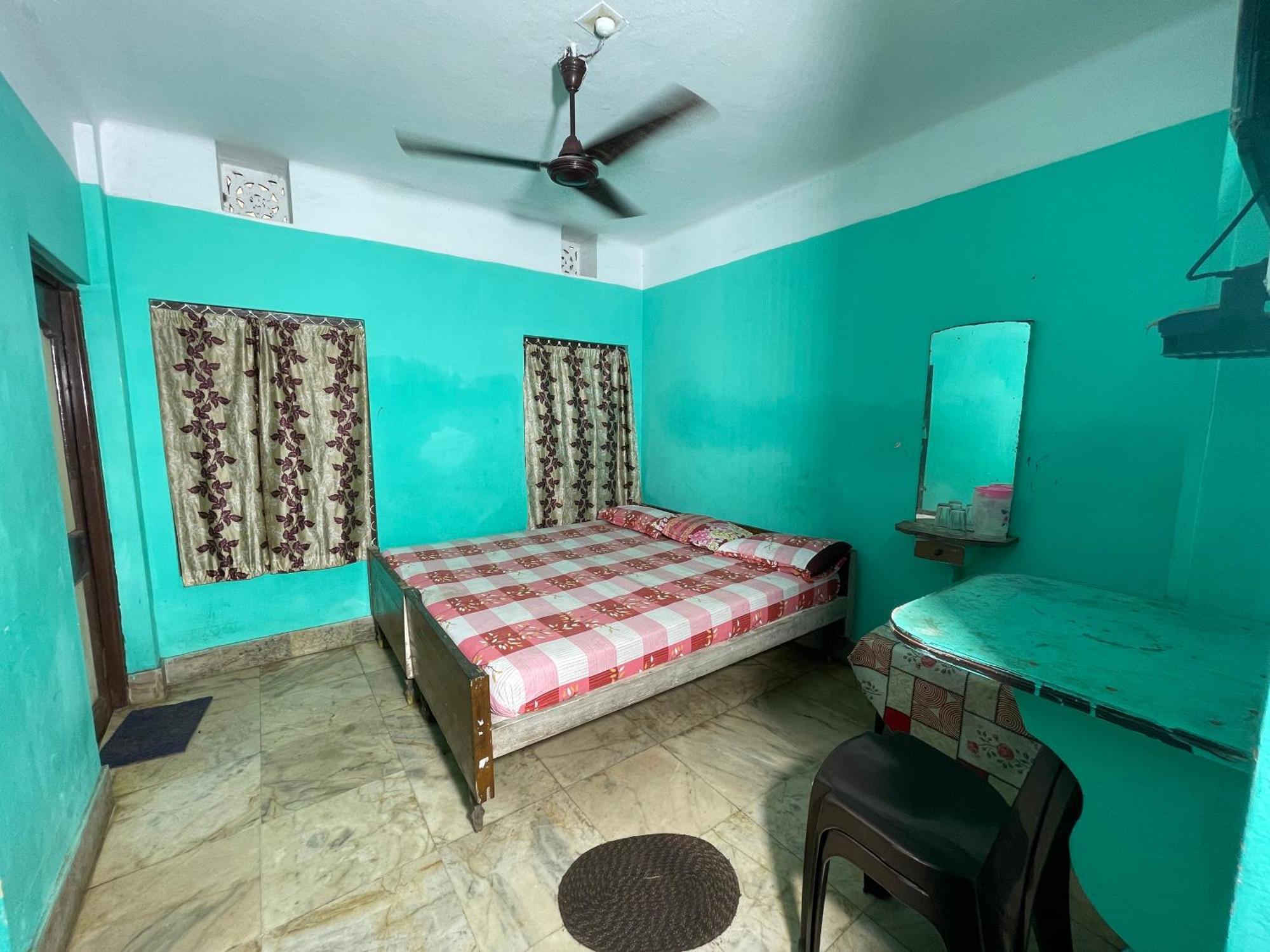 Hotel Radha Krishna Пурі Екстер'єр фото